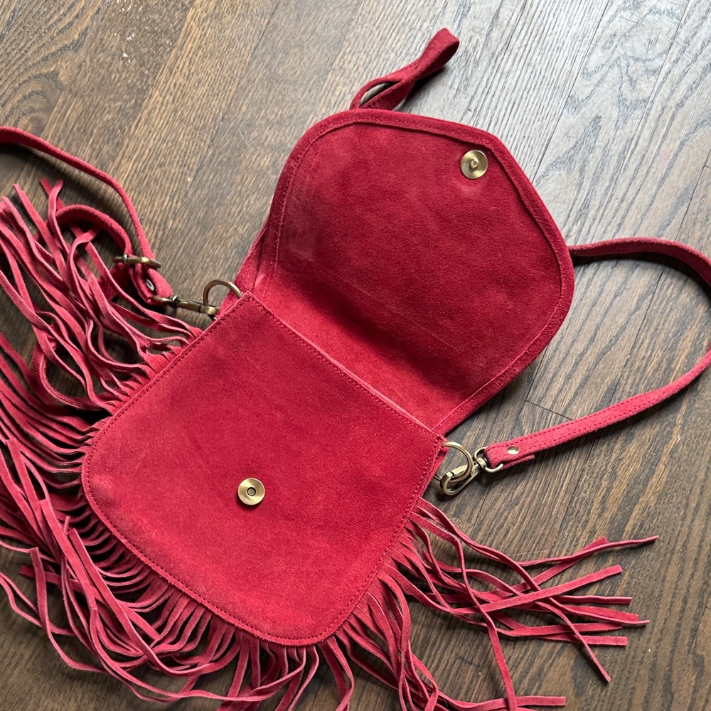 Fringed Suede Crossbody Bag in Red with Woven Accent - Picture 5 of 6